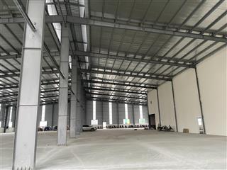 Cho thuê 2000m2 xưởng ngoài kcn bắc ninh. đường container. giá 65 k/m2