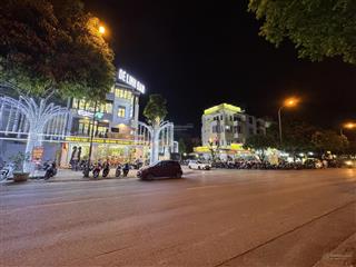 Siêu phẩm 99m2 siêu đẹp  sát metro  nhìn công viên 365  mt 5m  hiếm