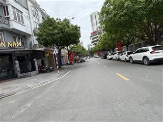 5 năm có 1 nhà bán  đối diện quận uỷ  cạnh metro  lk văn phú  vị trí trung tâm  hàng độc