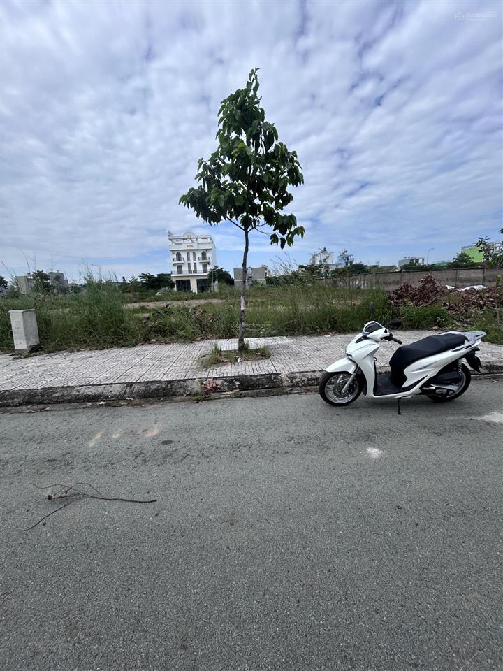 Tôi chủ đất cần bán 2 lô liền kề 10x26m trong kdc tân đô