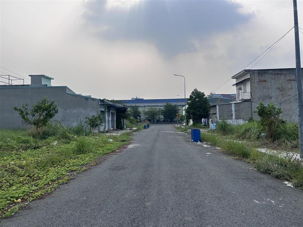 Tôi chủ đất cần bán 2 lô liền kề 10x26m trong kdc tân đô