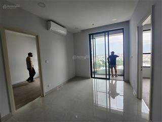 Căn hộ mới 100% 1pn  giá bao thuê phí 97%  còn thương lượng lộc cho anh chị