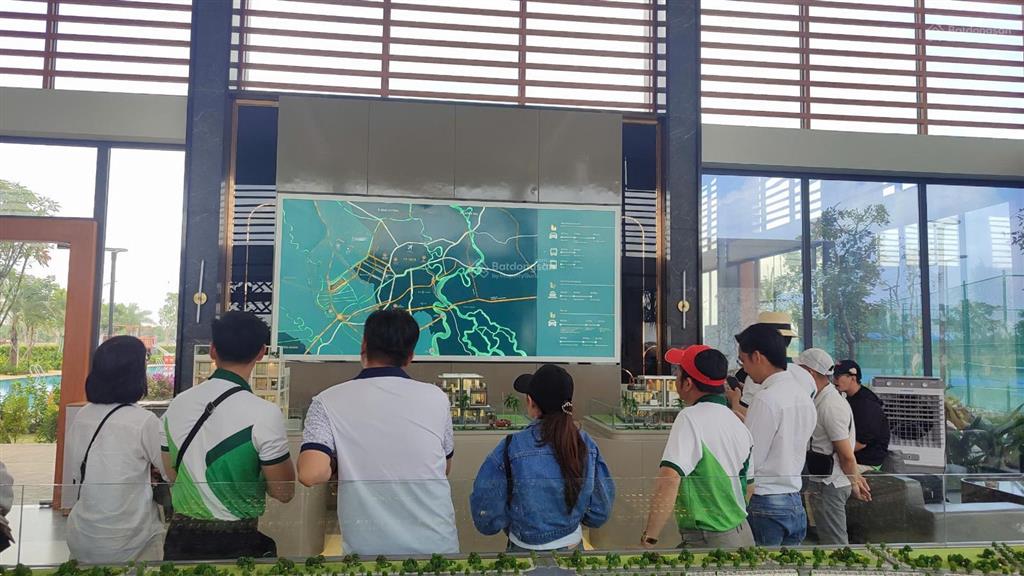 Bán nhà, khu đô thị cạnh kcn prodezi. dt 119m2