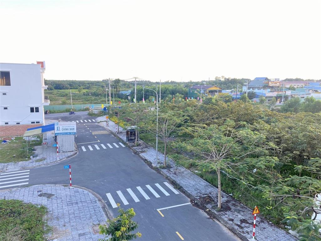 Bán lô góc 135 m2 dự án tiến lộc garrden ngay sân bay long thành sổ hồng riêng