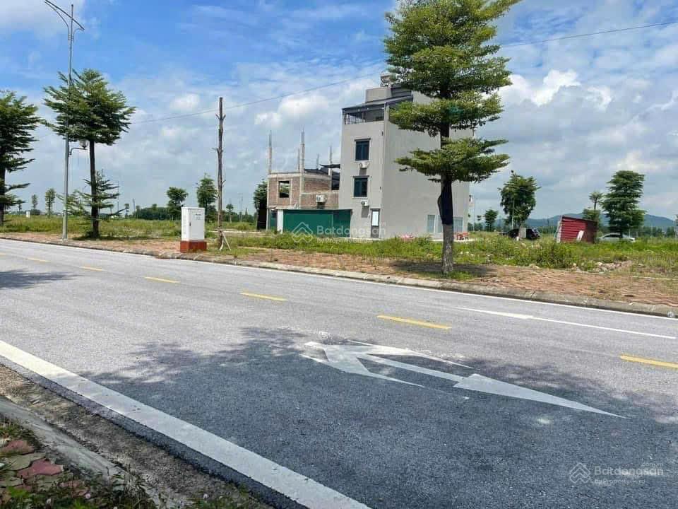 Bán đất khu đô thị đức giang, phường yên dũng, tỉnh bắc ninh.