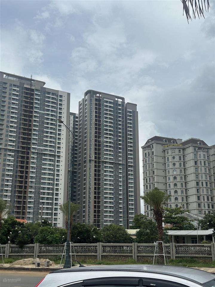 Căn vũng tàu pearl r.09  1pn  view biển 100%  hướng đn  giá 2.4 tỷ/54m2  nội thất cđt