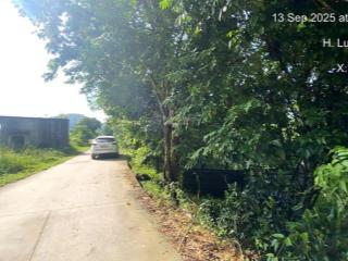 Gia đình em cần tiền nên cần bán gấp mảnh đất 521 m 70 thổ cư giá nhỉ 1 ty thôi ạ