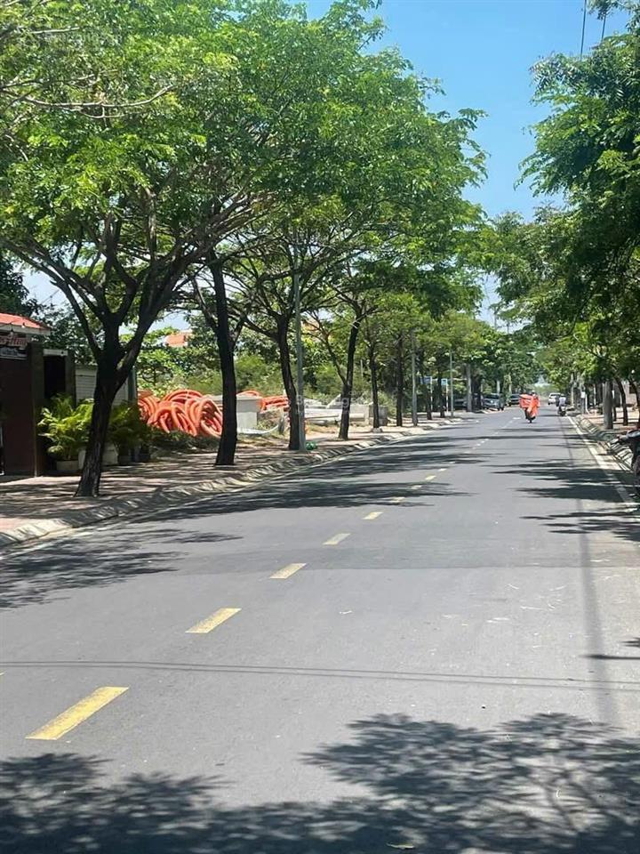 1 lô duy nhất  bán cắt lỗ 154m2 đl hùng vương giá 8,2tỷ