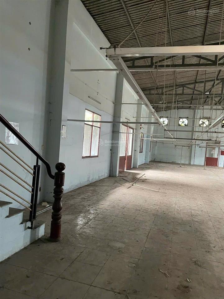 Bán nhà xưởng 2 mặt tiền  xã phú hòa đông, huyện củ chi
