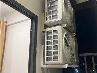 Đang ở nước ngoài không có nhu cầu nửa nên bán căn 1pn full nội thất 2.3tỷ thu về,đang chờ sổ hồng