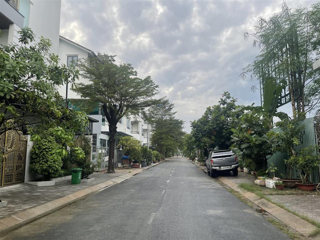 Bán đất gia hoà  7x25m, mặt tiền đường huy cận 30m, vị trí kinh doanh hiếm