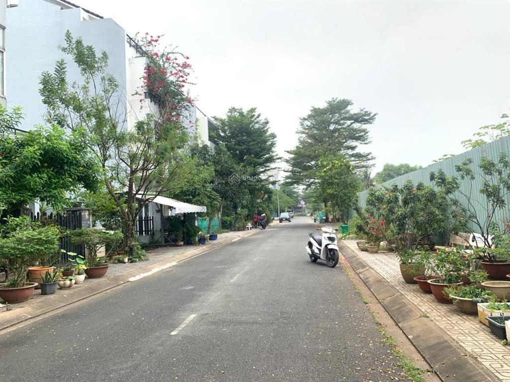 Bán đất gia hoà  7x25m, mặt tiền đường huy cận 30m, vị trí kinh doanh hiếm