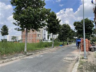 Lô biệt thự song lập 11x18m kdc nam phan kikyo residence, giá 90tr/m2, hàng siêu hiếm, view hồ 10ha