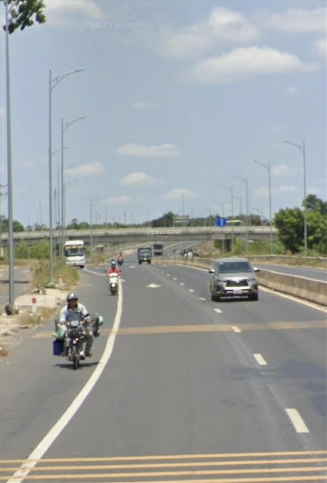 Cần cho thuê kho xưởng, ngay nút giao cao tốc xuân tâm xuân lộc, diện tích 6400m2