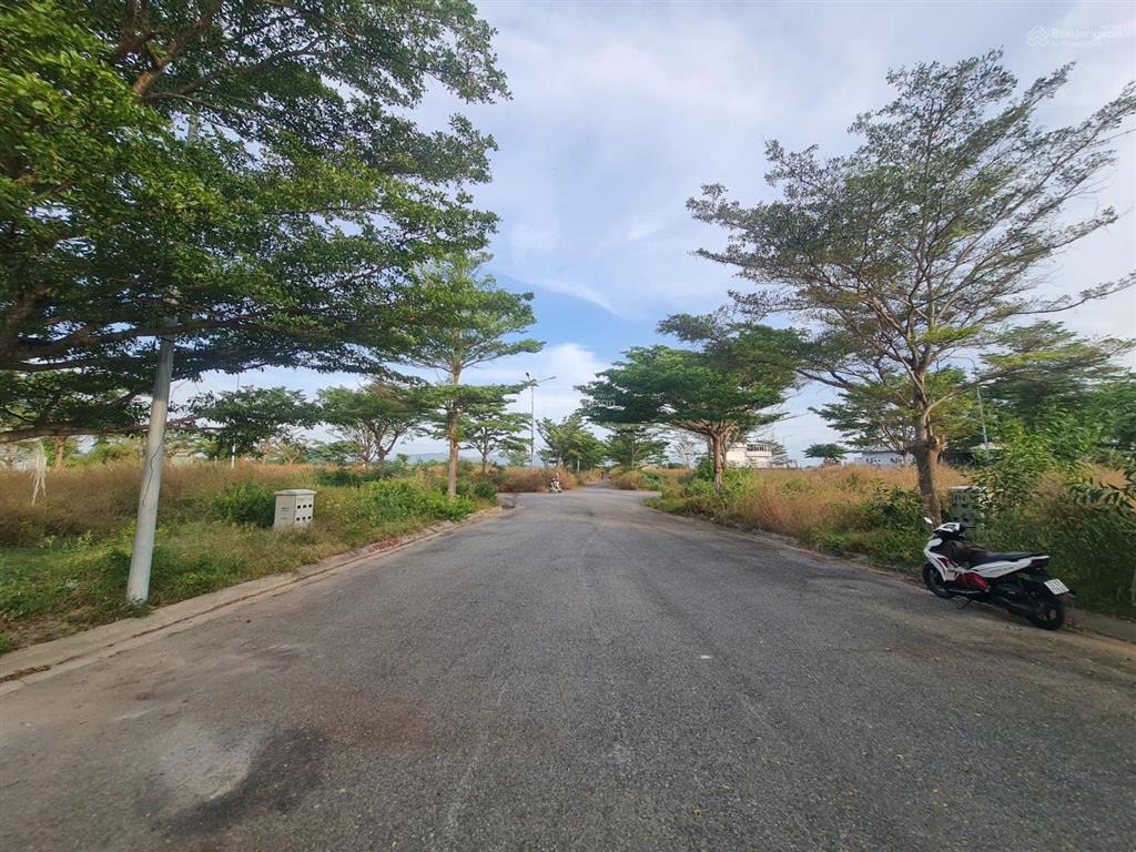 Chính chủ bán lô đát khu nhà ở sông cây khế, phường 12 vũng tàu, dt 100m2 giá 2.85 tỷ đường 21m