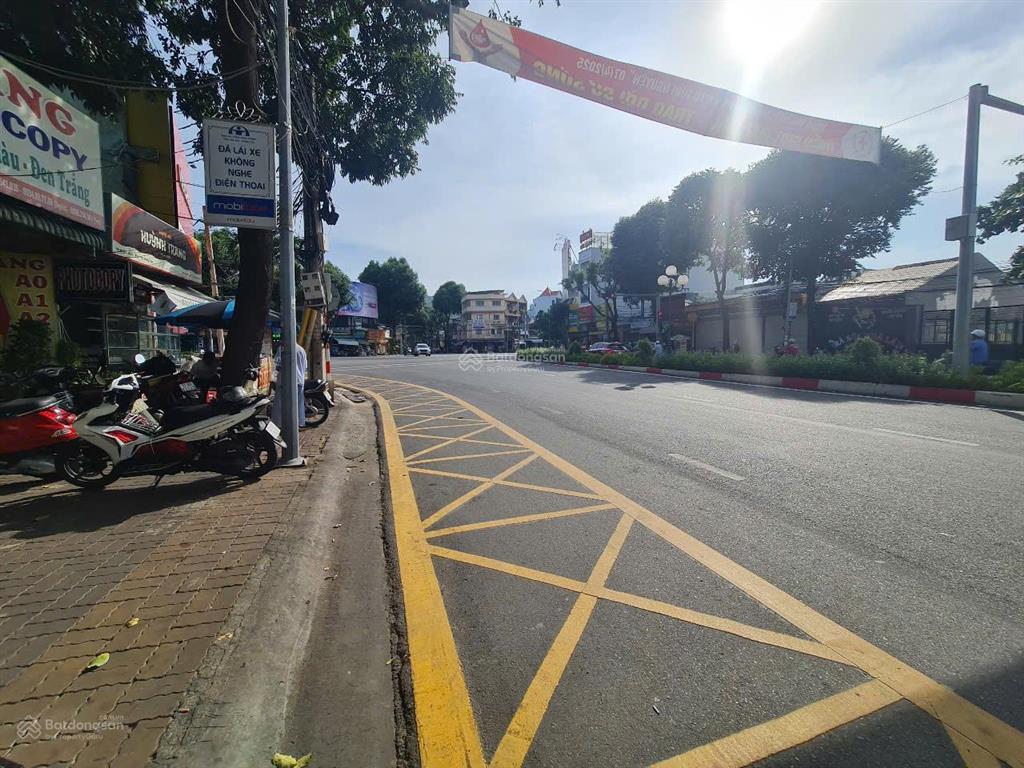 Bán nhà mặt tiền phạm hồng thái, tp vũng tàu, dt 103.7m2, 7.55x13.8m, 1tr + 2lầu, giá 17 tỷ vip