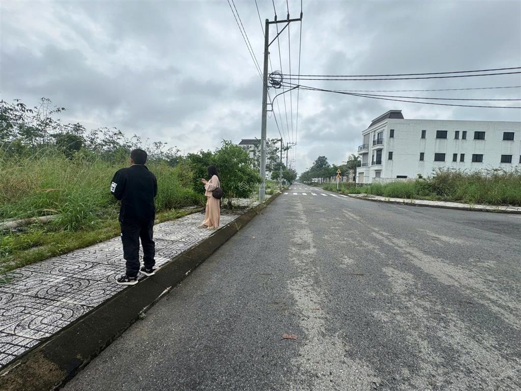 Sang nhượng lô đất phúc an garden bàu bàng, bình dương, giá 560tr,  0981 338 ***