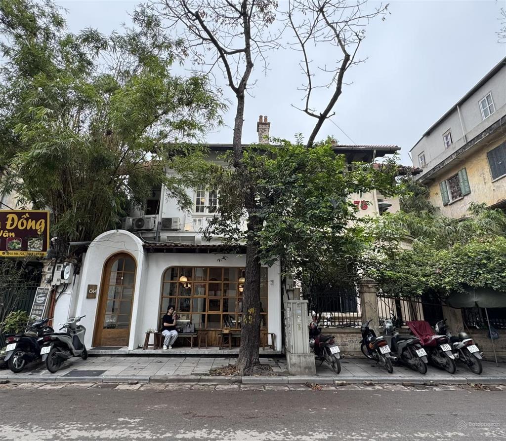 Bán nhà mặt phố hàn thuyên cực đẹp, 291m2, mặt tiền 12m siêu khủng chỉ 155 tỷ