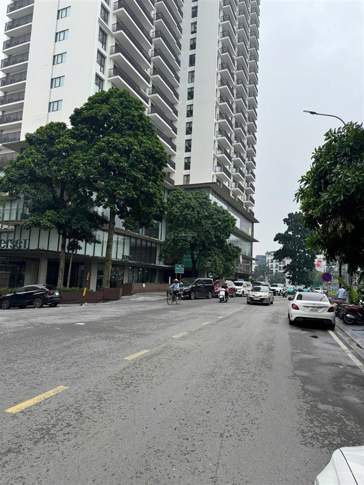 Bán toà nhà mặt phố xuân diệu, tây hồ, 175m2, mặt tiền 7.6m kinh doanh, chỉ 71.5 tỷ