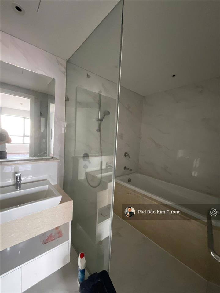 Bán căn hộ đảo kim cương 3pn 119m2, nhà đẹp, giá rẻ, có 1 không 2,  em xem nhà ngay 24/7