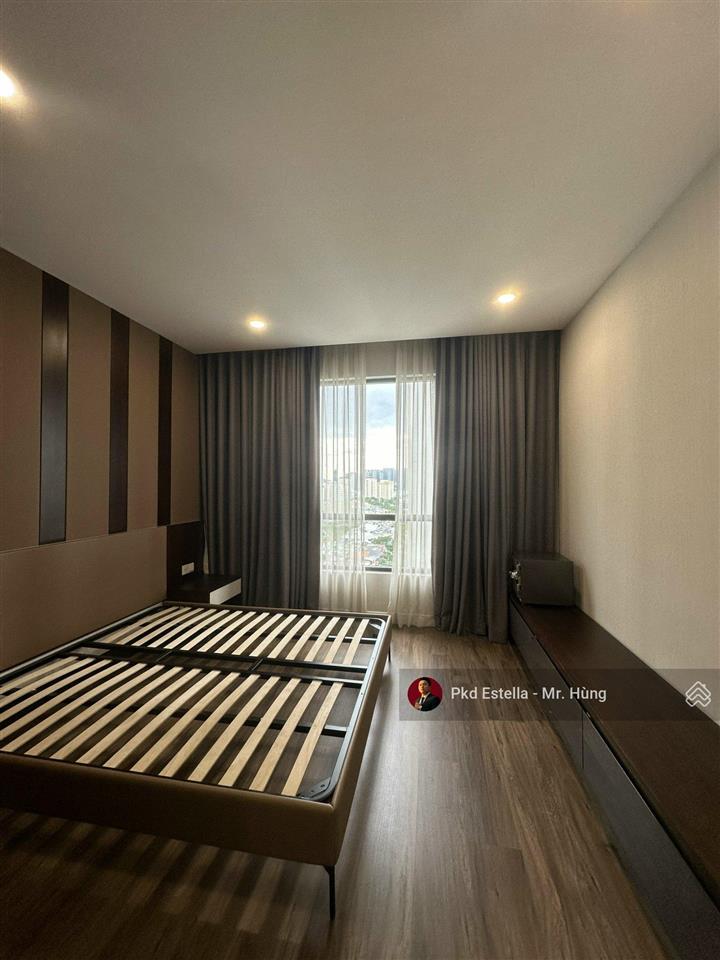 Bán căn estella heights 3pn 130m2, view 2 hồ bơi xanh mát và cả q1, full nt, giá tốt.  0901 840 ***