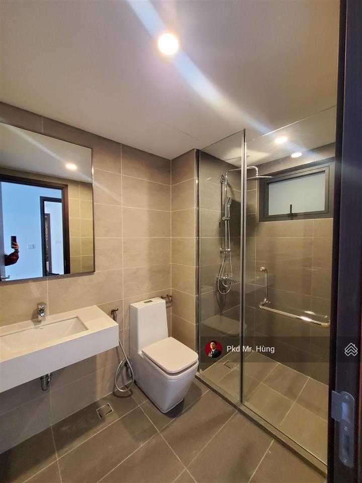 Bán căn hộ one verandah  2pn 81m2 view sông sg & q7, ban công đn mát, giá rẻ cho 1 căn view sông