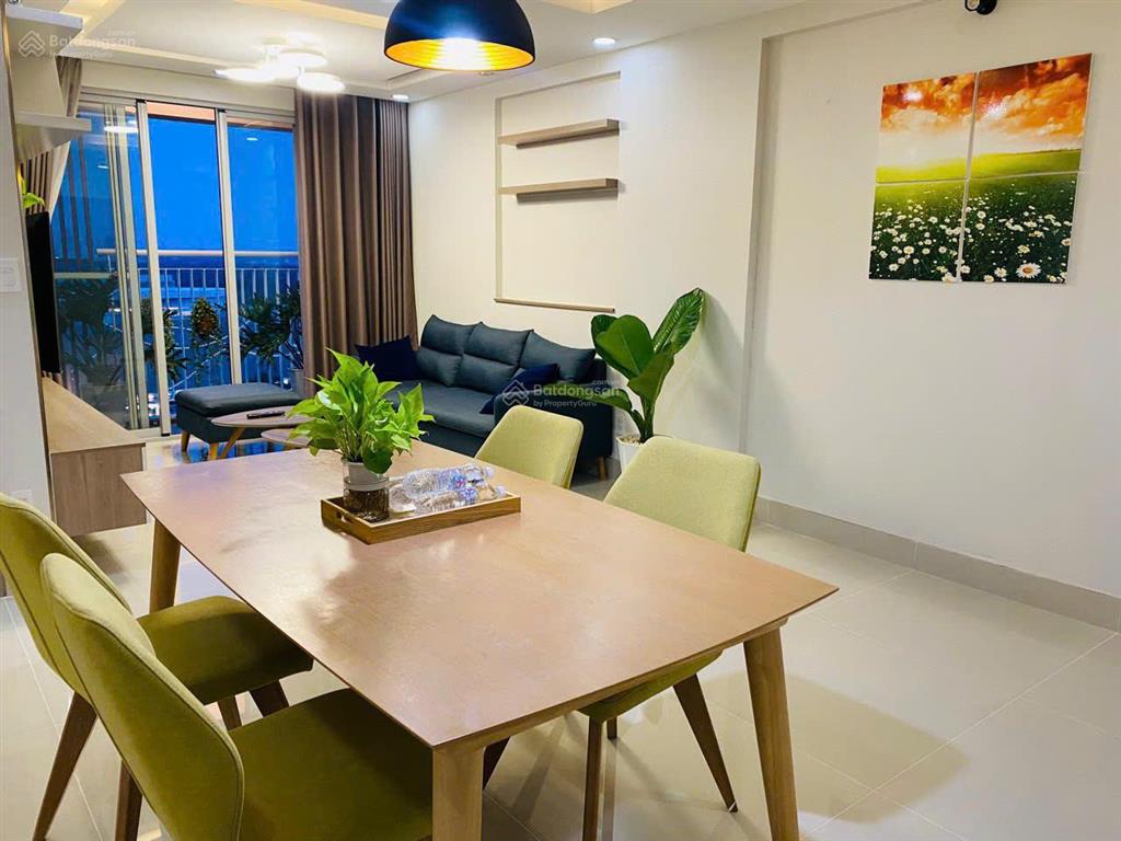 Bán căn hộ scenic valley 2pn, 77m2, có ô xe hơi, nhà đẹp lầu cao