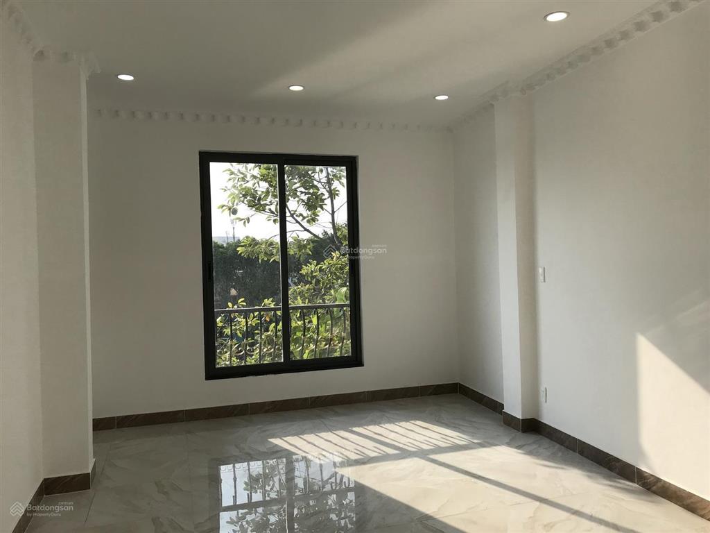 Bán nhà hoàng sa, quận 3, đẹp lung linh mặt tiền hoàng sa 5 lầu, t. kế châu âu, 5 phòng, thang máy