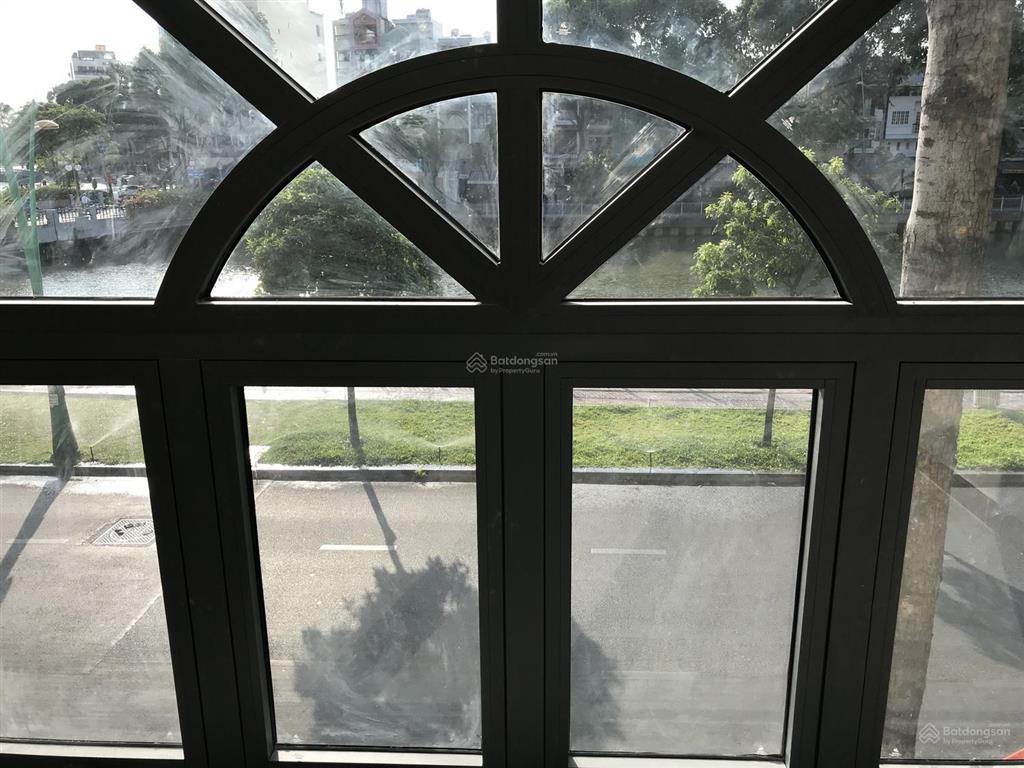 Bán nhà hoàng sa, quận 3, đẹp lung linh mặt tiền hoàng sa 5 lầu, t. kế châu âu, 5 phòng, thang máy