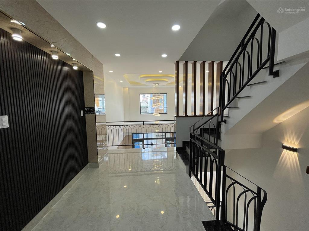 Bán nhà đường nguyễn trọng tuyển, quận phú nhuận tuyệt phẩm 4 lầu tk cổ điển paris pháp, hẻm ôtô