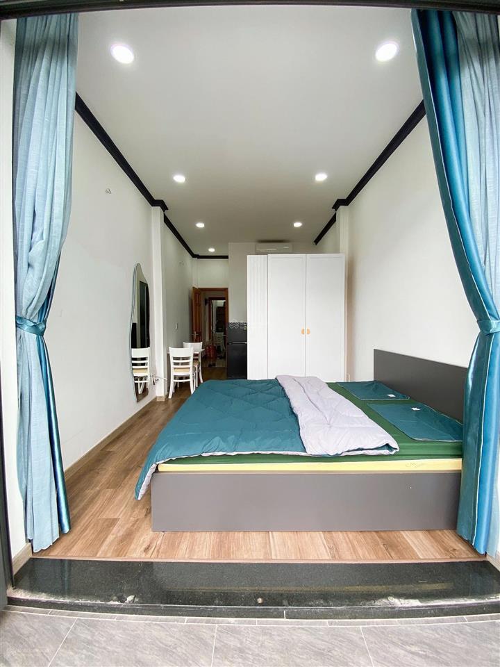 Nhà phố 2 lầu, sân thượng (3,5mx17m) gồm mặt bằng k.doanh và 6 phòng d.vụ đường nguyễn thanh tuyền