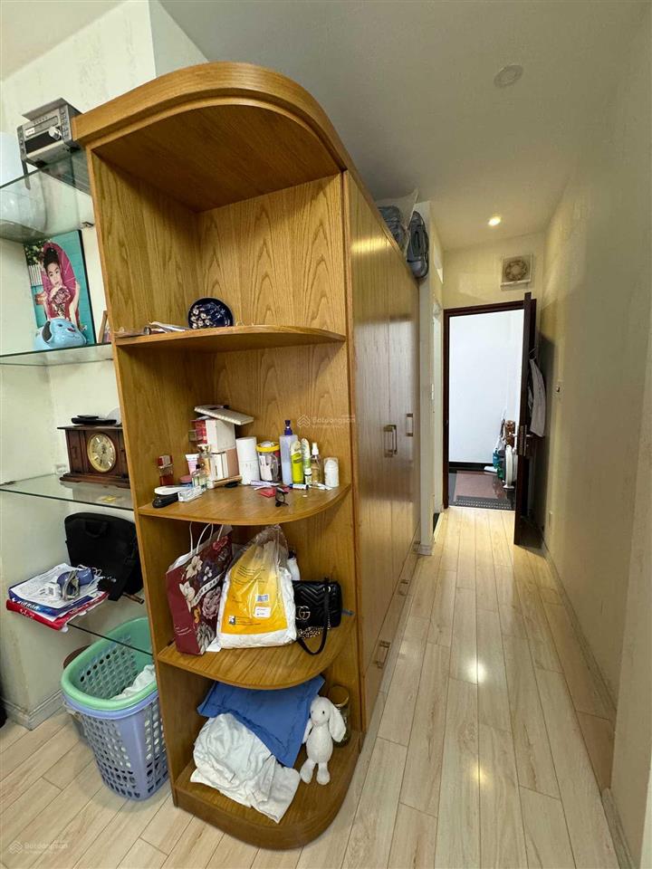 Nhà phố 3 lầu, full nội thất khu dân trí cao hẻm đẹp phan đình phùng  gần cầu kiệu, hai bà trưng