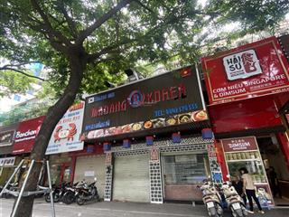Cho thuê nhà phố mb siêu đẹp phố giảng võ, 260 m2 mt 8m thông sàn. giá 140 triệu/th