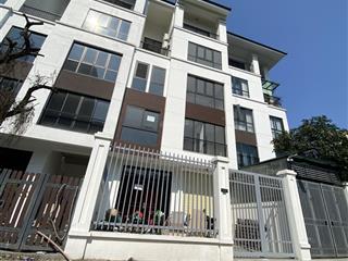 Cho thuê nhà mp an dương, tây hồ 50m2 6 tầng, thông sàn có thang máy, điều hòa, giá 35 triệu