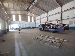 Chính chủ cho thuê kho 80m2 tại việt hưng, long biên, 7 tr/th đường phân lô, xe tải tránh nhau