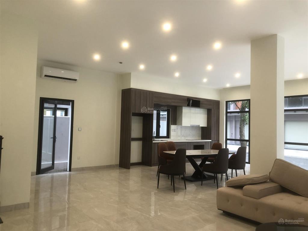 Cơ hội vàng thuê nhà, shop ocean park 3, nhận combo quà tặng khủng & miễn phí dịch vụ!