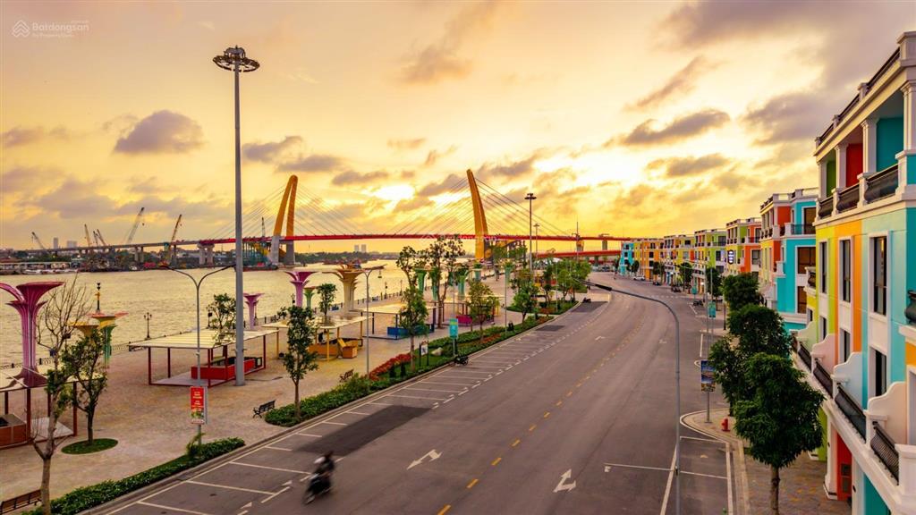 Miễn phí tới 24 tháng. cơ hội có 102 kinh doanh tại vinhomes royal island hải phòng