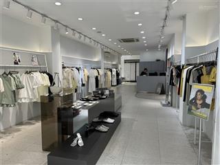(chính chủ) tôi cần bán nhà mặt phố hàng bông, quận hoàn kiếm, dt 260 m2 x 2 tầng, mt rộng