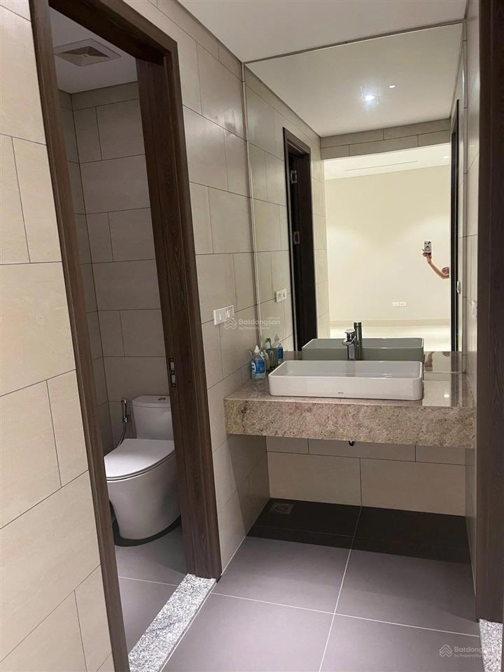[chính chủ] tôi cần bán nhà mặt phố liên trì, quận hoàn kiếm, dt 100 m2, 9 tầng , 55 tỷ