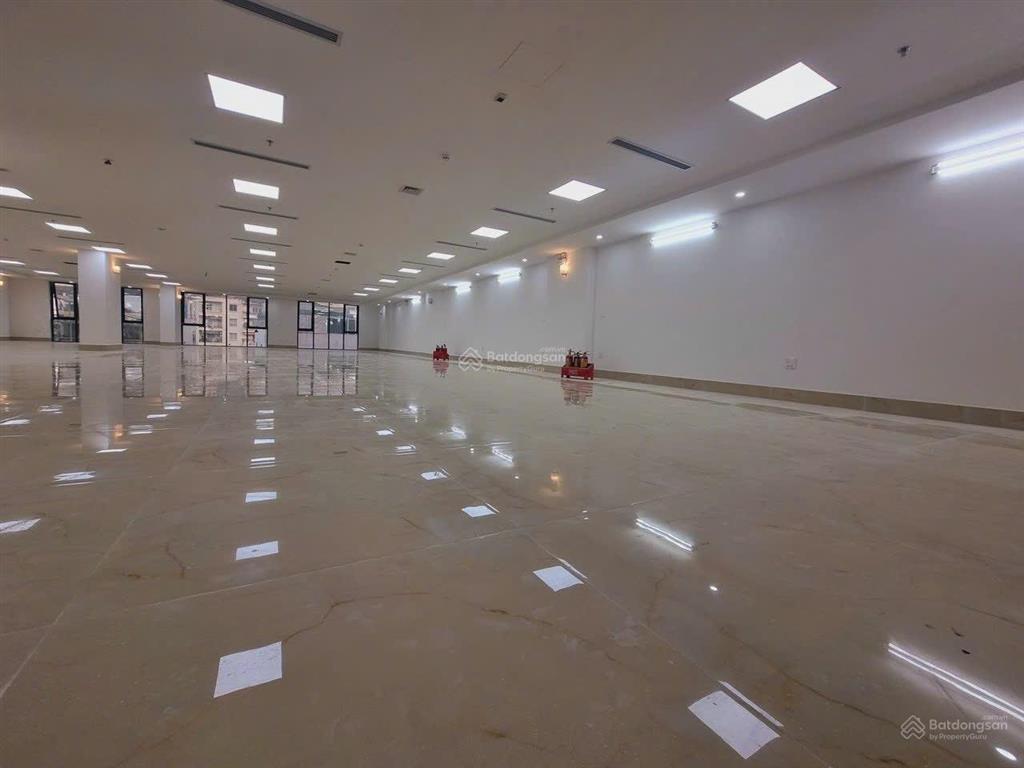 (chính chủ) tôi cần bán tòa vp. mp nguyễn thị định, q. cầu giấy, dt 430 m2 x 10 t, mt 17 m, 300 tỷ