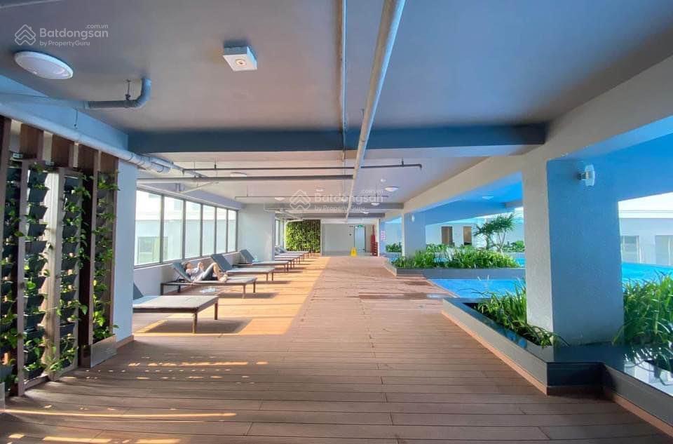 2.3tỷ ở ngay căn 2pn view sông sài gòn intela, nhà trống cơ bản, tầng cao, tặng tiền sổ