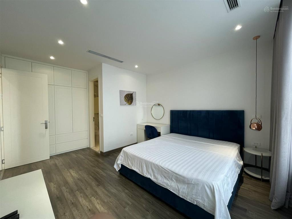 Chính chủ bán căn 2pn  90m2 tại dự án sun grand, số 3 lương yên