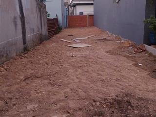 Đất mt đx006  hcm, 162m2 gần full thổ cư. rẻ hơn thị trường 200tr, vừa ở vừa kd tốt.