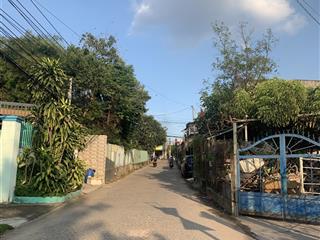 Bán đất tặng nhà c4 mt 385 buôn bán ok. 144m2 giá 3.65 tỷ. vị trí hiếm bán. kh mua sớm có giá tốt