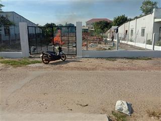 Bán đất 1015m2 (200m2 tc) trung tâm chợ suối ngô, huyện tân châu, tây ninh. giá 3 tỷ (tl)