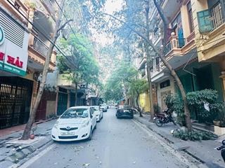Bán đất mặt ô tô kd, vuông đẹp sát đường 17m. khu dân cư phân lô. 99m. mt 4.5m. chào 6.86 tỷ