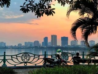 Bán gấp mảnh đất giáp vườn đào, ngõ ô tô tránh kinh doanh, 2 mặt thoáng, dt 111m2, mt 5m