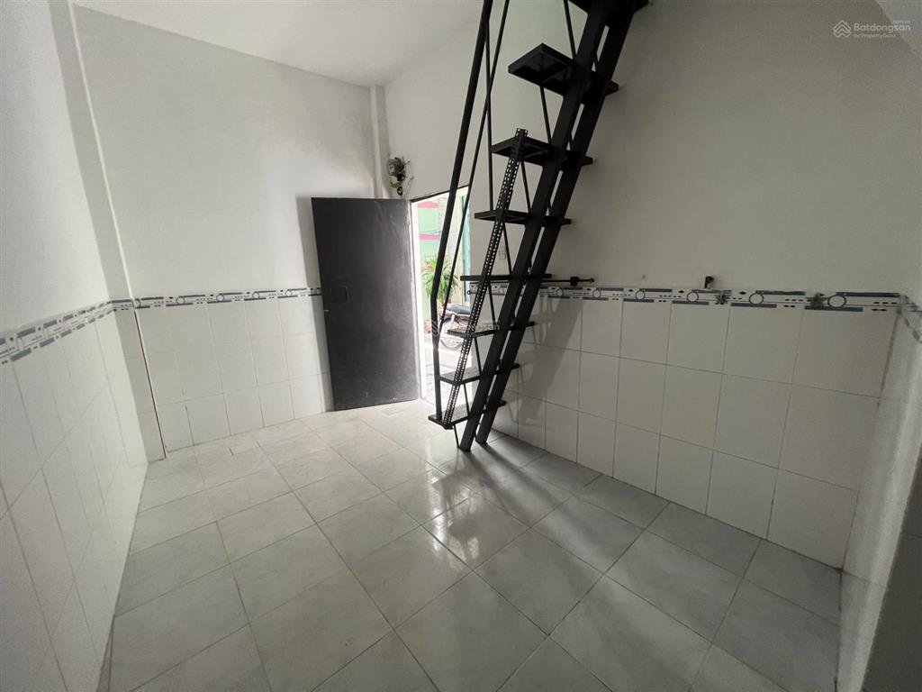 Bán nhà riêng giá siêu hời tại tân hòa đông, 3,98 tỷ, 43,1 m2