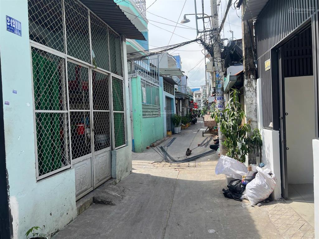 Bán nhà riêng giá siêu hời tại tân hòa đông, 3,98 tỷ, 43,1 m2