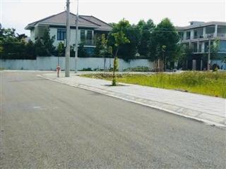 Bán nhanh lô hoa hậu diện tích 78m2 mặt tiền 6m đường 3 ô tô tránh nhau tại tp thanh hóa ạ